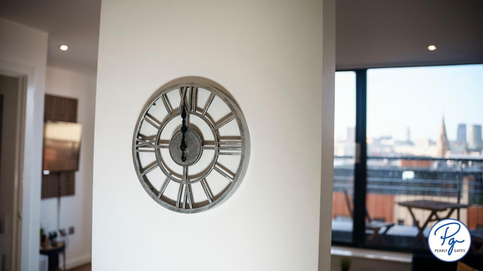 Skyline Penthouse: Luxe Views & Extended Comfort Birmingham Exterior photo
